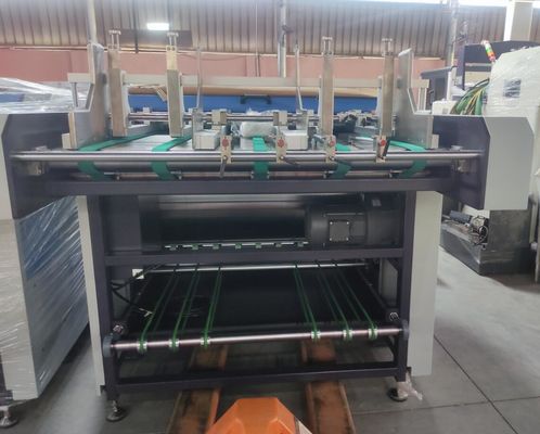 পিচবোর্ড কাঠের MDF গ্রুভিং মেশিন পাতলা কাগজ ভি গ্রুভিং মেশিন